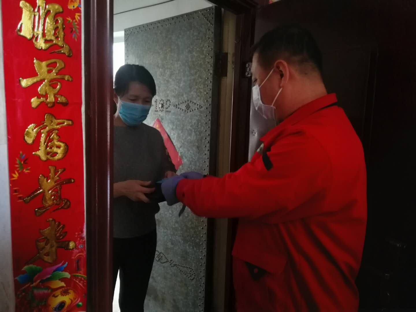 疫情防控，黨員在行動