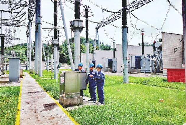 貴州電網(wǎng)公司制定《加強(qiáng)基層基礎(chǔ)基本技能建設(shè)實(shí)施計(jì)劃》 提升基層戰(zhàn)斗力