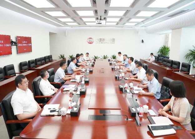 中國能建總經(jīng)理、黨委副書記孫洪水拜訪中國誠通董事長朱碧新