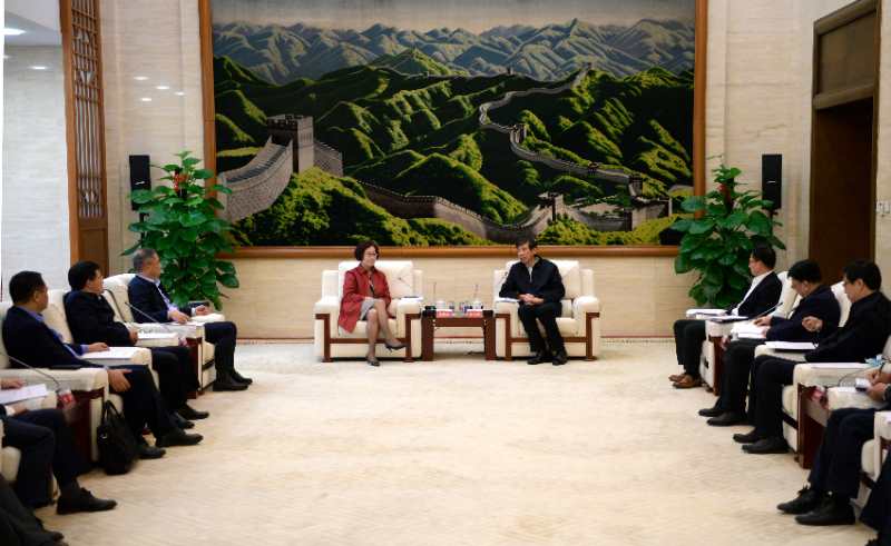 陳飛虎會(huì)見江西省委常委、副省長吳忠瓊