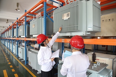 國網(wǎng)寧波市鄞州區(qū)供電公司：倉庫盤點(diǎn)，迎“冬峰”