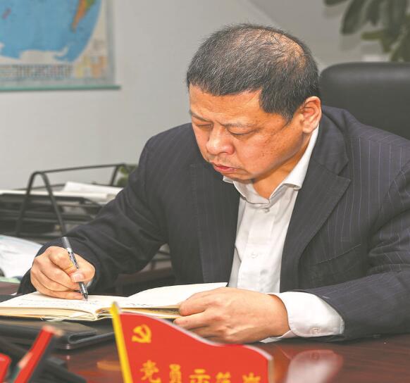 有他在，大家心里就有底了——記國家電網(wǎng)有限公司特等勞動模范汪波