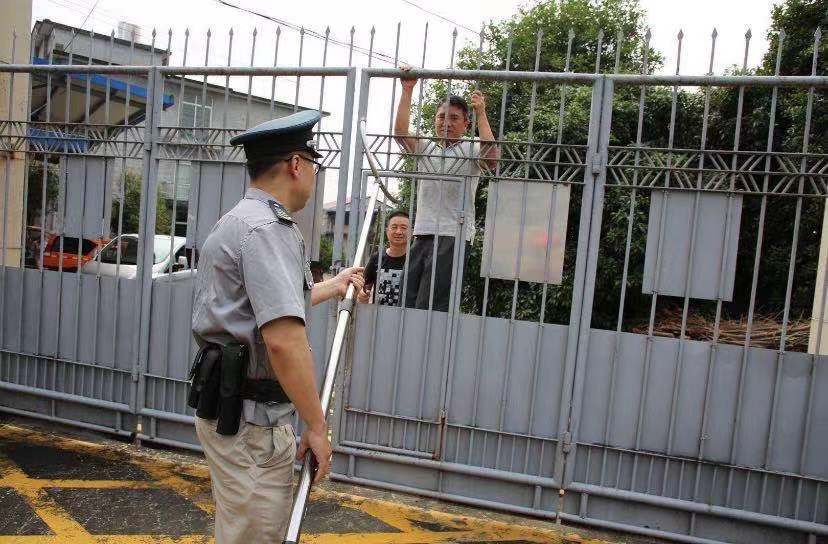 國網(wǎng)福建延平區(qū)供電公司:開展應(yīng)急演練 強(qiáng)化防恐防暴意識(shí)