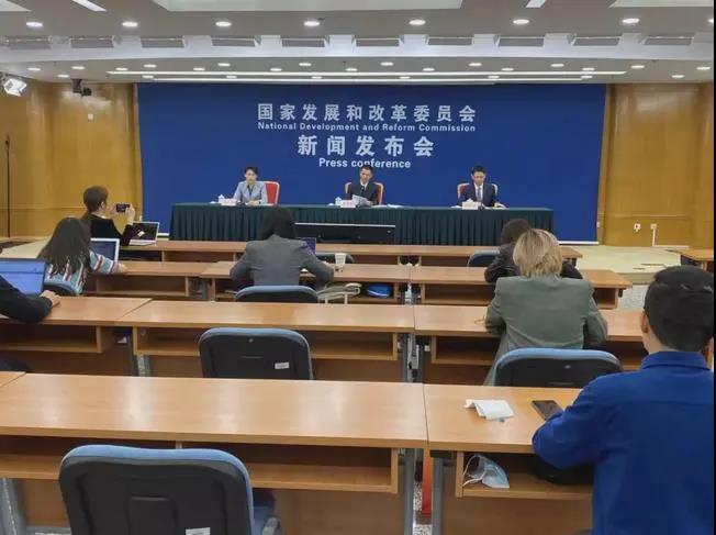 發(fā)改委最新電價(jià)通知明確“高耗能企業(yè)市場(chǎng)交易電價(jià)不受上浮20%限制”！