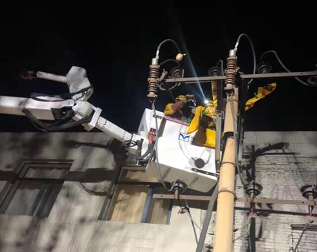 烏海電業(yè)局配電帶電作業(yè)處：11、7、23