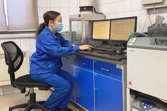 陡河發(fā)電廠郝雨霞：“我家住得近，急活兒我來”