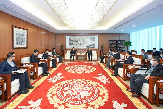 舒印彪鄧建玲會(huì)見哈電集團(tuán)董事長曹志安、總經(jīng)理吳偉章
