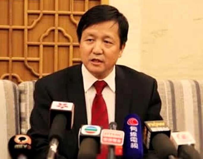 【兩會(huì)】特變電工黨委書記、董事長張新：加快建設(shè)新疆新能源大基地 提高“疆電外送”能力