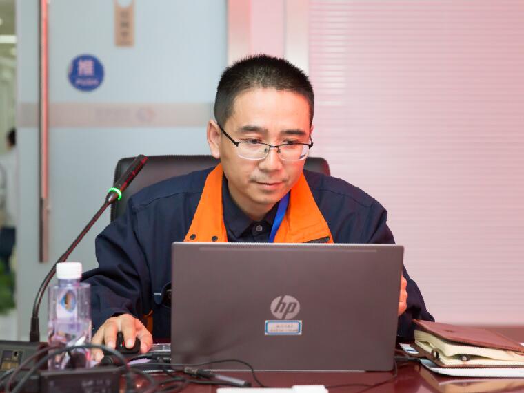 周效峰：半生矢志赴山河，鬢華雖改血仍殷