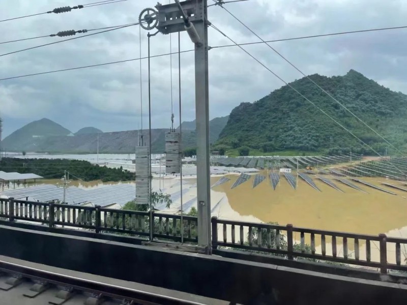 地面電站秒變漂浮電站，又一光伏電站被水淹！