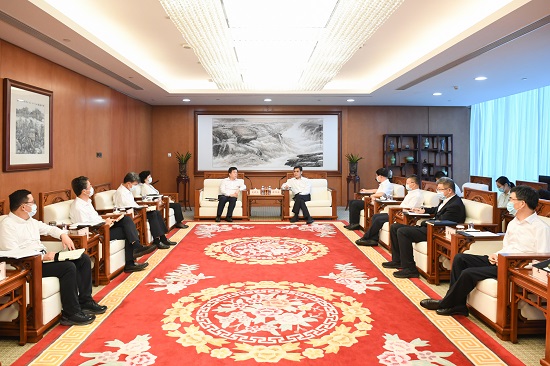 舒印彪鄧建玲會(huì)見保定市委書記黨曉龍、市長閆繼紅