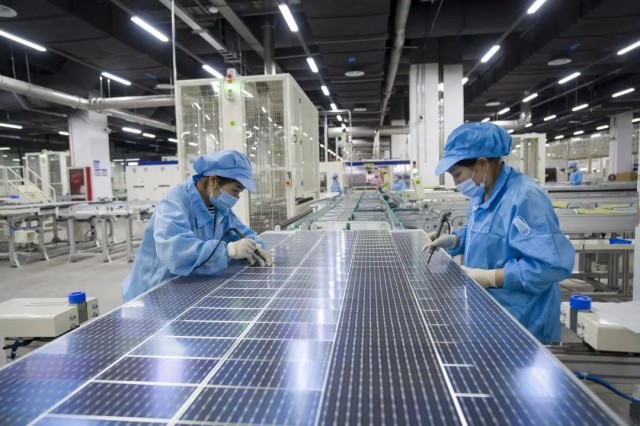 東方日升助力寧海加快布局千億級“光伏+儲能”產(chǎn)業(yè)鏈