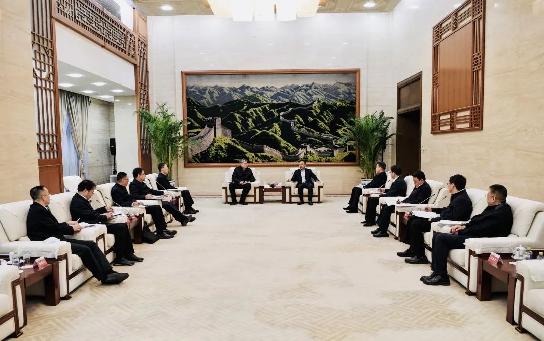 大唐集團(tuán)鄒磊、劉明勝會(huì)見(jiàn)國(guó)家能源集團(tuán)黨組書(shū)記、董事長(zhǎng)劉國(guó)躍