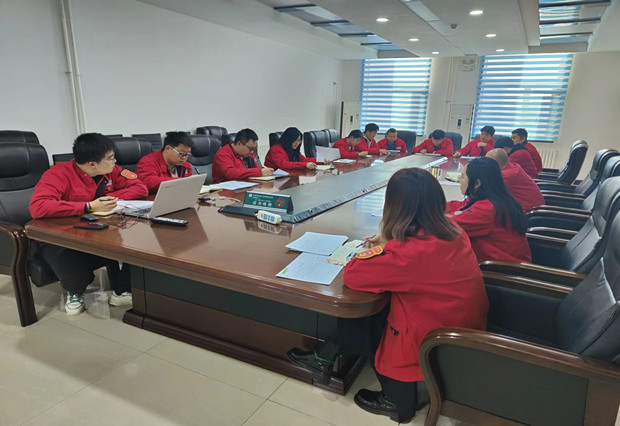 六五四供電公司：開(kāi)展安全生產(chǎn)標(biāo)準(zhǔn)化專題培訓(xùn)