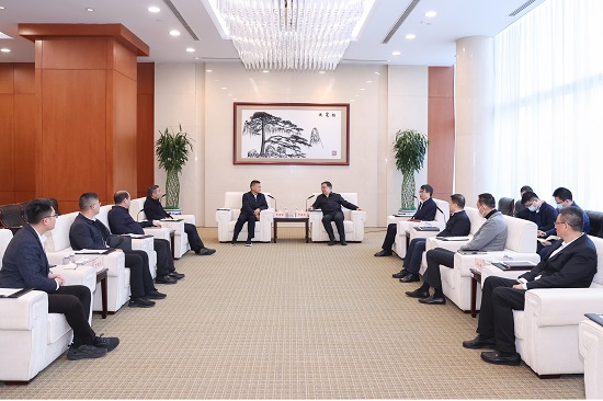 鄧建玲會見福建省政協(xié)副主席、漳州市委書記張國旺