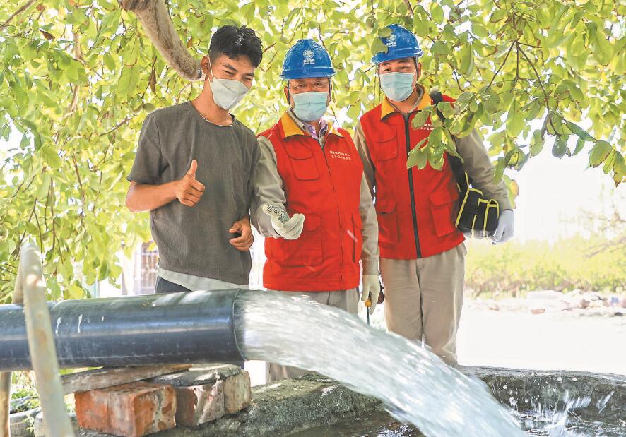 國網(wǎng)吐魯番供電公司：供電充足又可靠 葡萄產業(yè)再升級