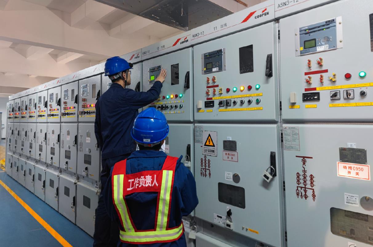 余姚市宏宇輸變電工程公司線路保護修改定值保障電網(wǎng)設備安全