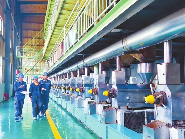 云南電網(wǎng)公司多措并舉保障電網(wǎng)安全穩(wěn)定運行，助力經(jīng)濟社會發(fā)展