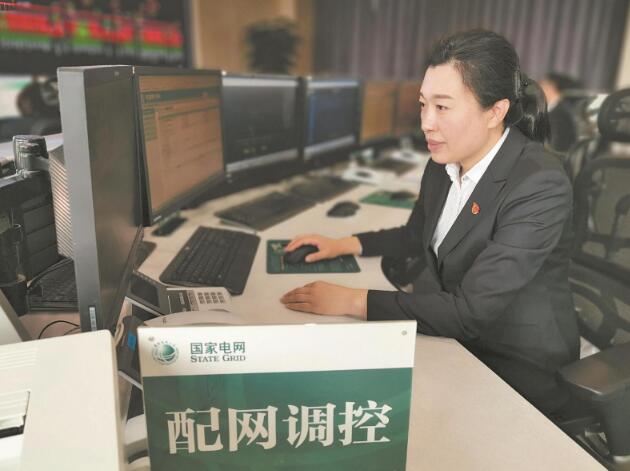 馬獻(xiàn)麗：練就精湛技能 守護配網(wǎng)安全