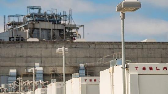 特斯拉一季度儲能電池安裝量飆升3倍半，創(chuàng)歷史新高