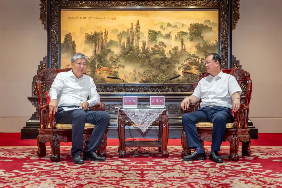 國家能源集團(tuán)黨組書記、董事長(zhǎng)劉國躍拜會(huì)湖南省委副書記、省長(zhǎng)毛偉明