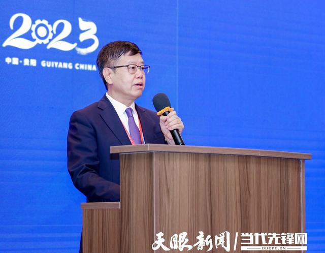 劉明忠:能源類企業(yè)肩負推動全社會向綠色低碳轉(zhuǎn)型的重任