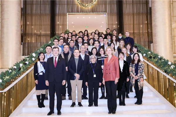 愛旭持續(xù)發(fā)力中歐新能源市場，為零碳未來注入更多活力