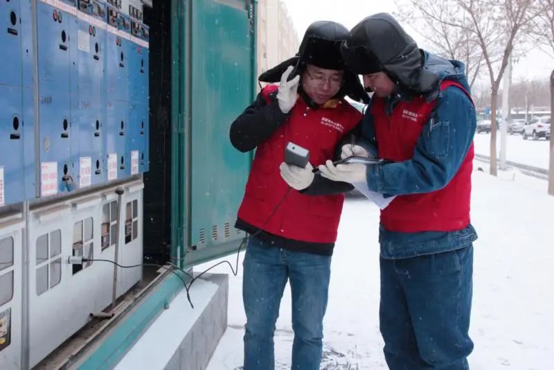 國網金昌供電公司為群眾幸?！俺潆姟?為企業(yè)發(fā)展“賦能”