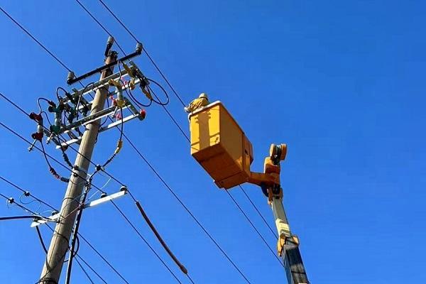 國網(wǎng)泰安供電公司“能帶不?！敝坞娋W(wǎng)安全防線