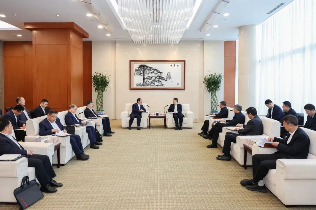 華能集團(tuán)董事長溫樞剛會(huì)見中國電氣裝備董事長白忠泉、總經(jīng)理周群