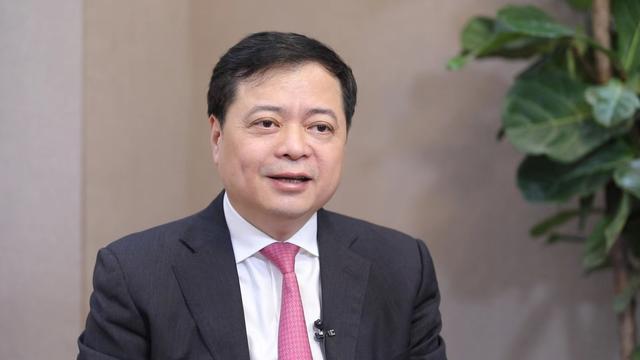 【兩會(huì)好聲音】全國(guó)政協(xié)常委、正泰集團(tuán)董事長(zhǎng)南存輝：建議進(jìn)一步優(yōu)化綠證核發(fā)及交易機(jī)制，提升市場(chǎng)參與度