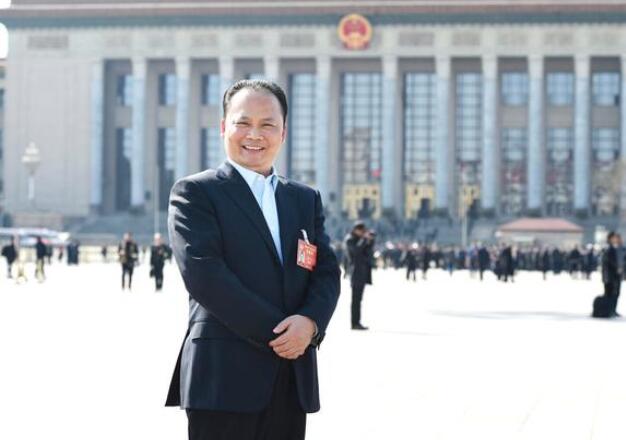 【兩會(huì)好聲音】全國(guó)人大代表劉漢元：光伏產(chǎn)能階段性過剩是正常的，有效推動(dòng)能源轉(zhuǎn)型才是本質(zhì)