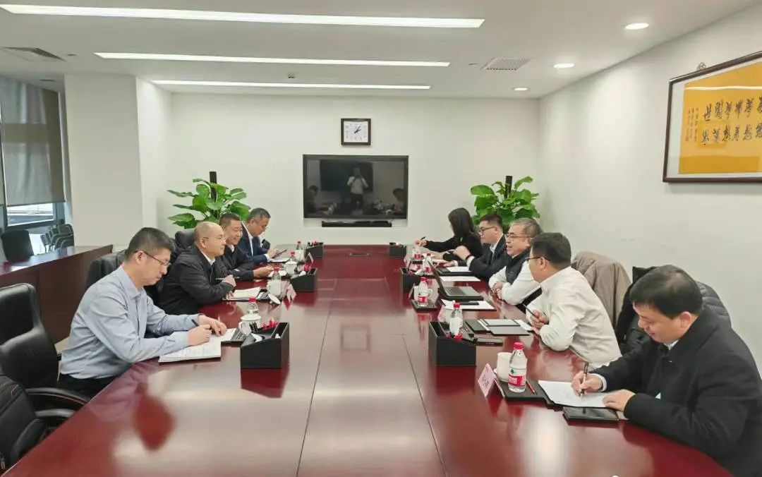 圍繞海上風(fēng)電相關(guān)項(xiàng)目，華電遼寧與中國中車集團(tuán)會(huì)談！