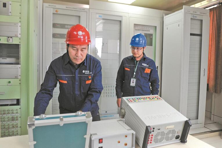 【國網(wǎng)勞模】王金星: 愛琢磨肯鉆研的“多面手”