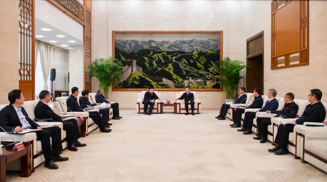 大唐集團(tuán)董事長、黨組書鄒磊與國家電網(wǎng)董事長、黨組書記張智剛會(huì)談