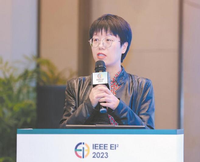 【國網(wǎng)楷模】黃越輝：讓新能源電力“可監(jiān)測、可預(yù)測、可調(diào)度、可評估”