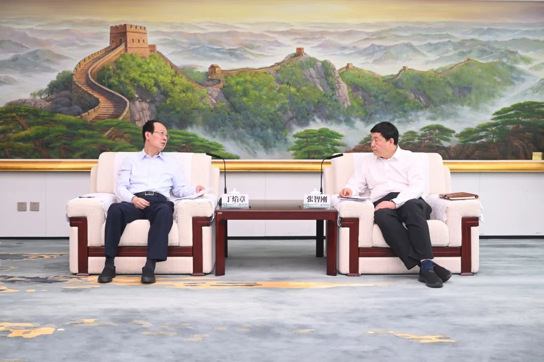 中國電建黨委書記、董事長丁焰章與國家電網有限公司董事長、黨組書記張智剛舉行會談