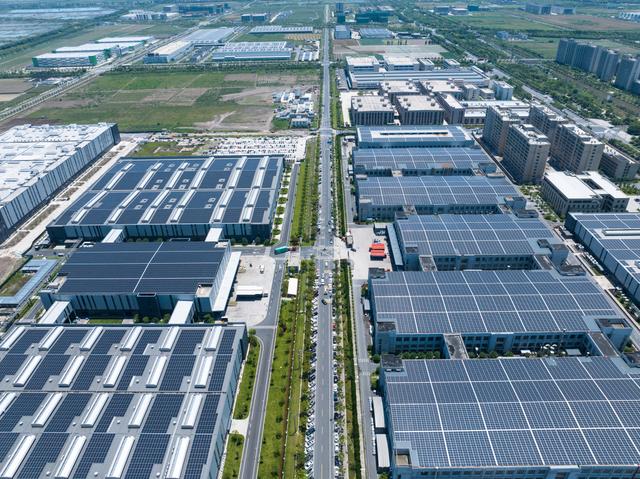 國(guó)家新型儲(chǔ)能試點(diǎn)示范項(xiàng)目東營(yíng)并網(wǎng)投運(yùn)，引領(lǐng)能源新篇章