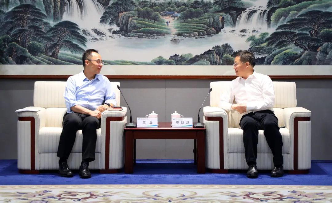 中國(guó)電氣裝備黨委書記、董事長(zhǎng)李洪鳳會(huì)見銀河證券黨委書記、董事長(zhǎng)王晟
