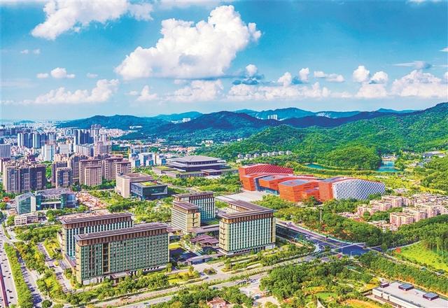 廣州白云區(qū)傳統(tǒng)優(yōu)勢產(chǎn)業(yè)“四化”升級，新型儲(chǔ)能競逐“萬億”賽道