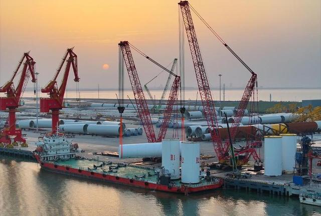 向綠向新，加快建設(shè)新型能源體系