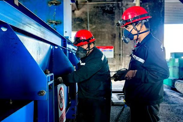 雁寶能源運(yùn)銷公司精細(xì)管理夯實安全檢修基石