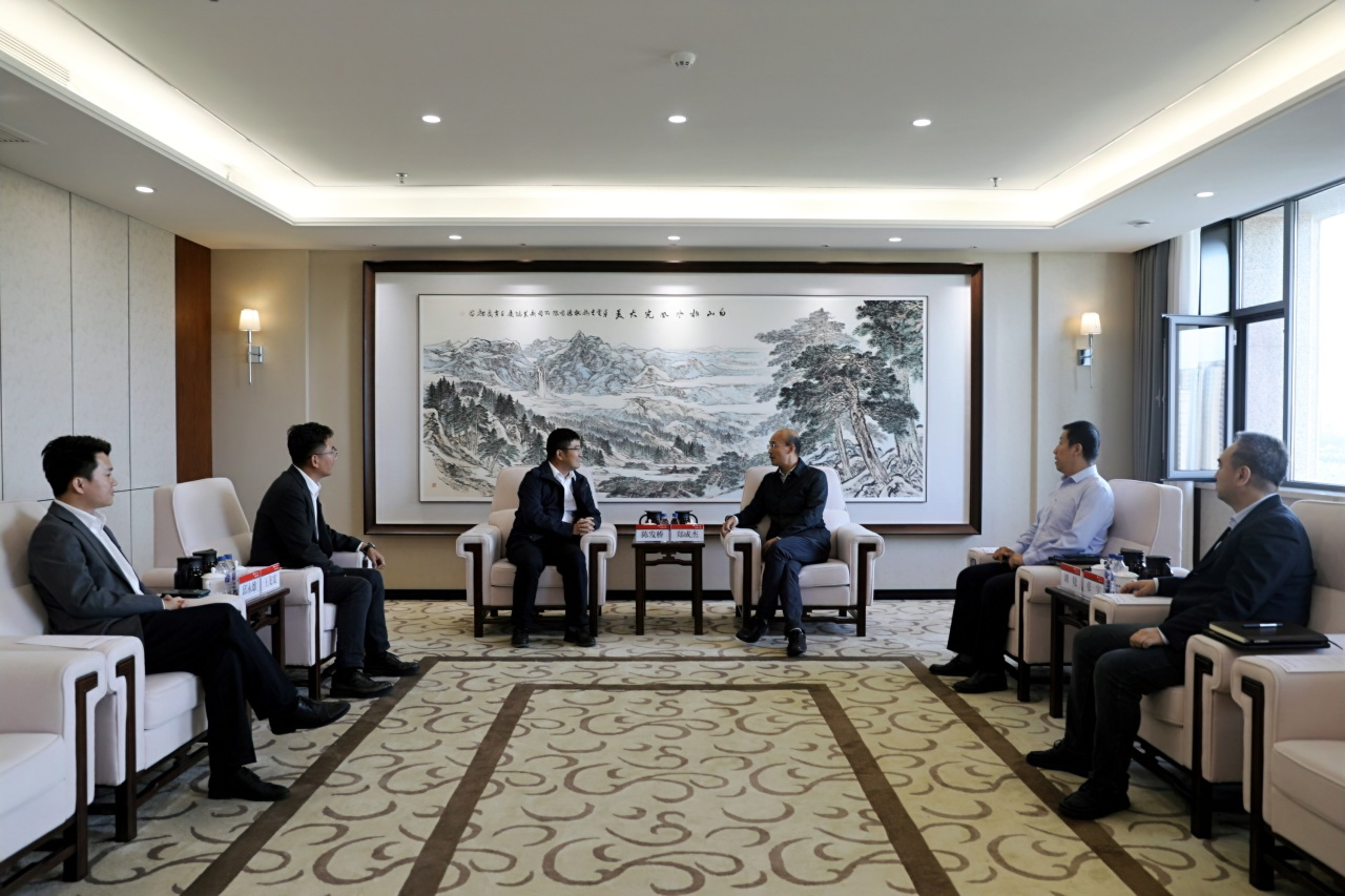 華電吉林公司總經理鄭成杰會見明陽智能副總裁、HPM總經理陳發(fā)橋一行