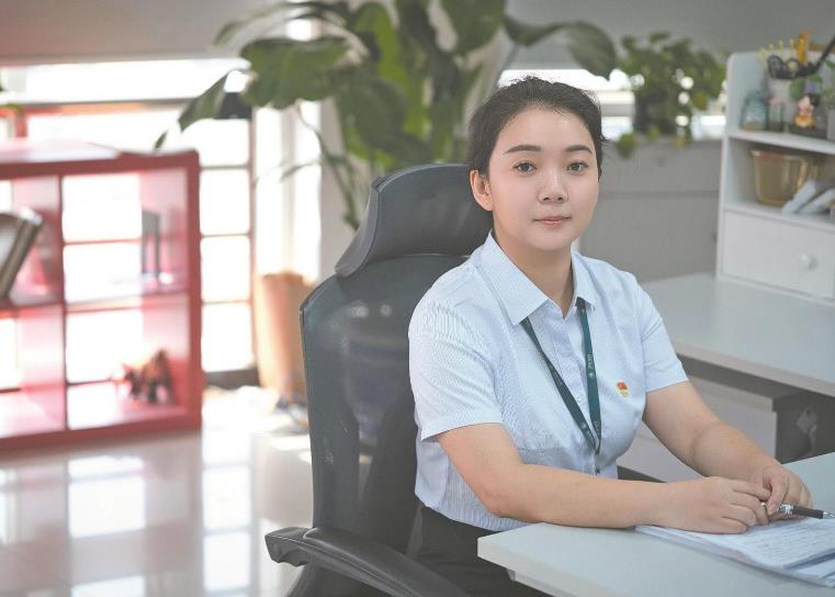 王靜萍：帶好新型專業(yè)班組，當好能效服務(wù)先鋒