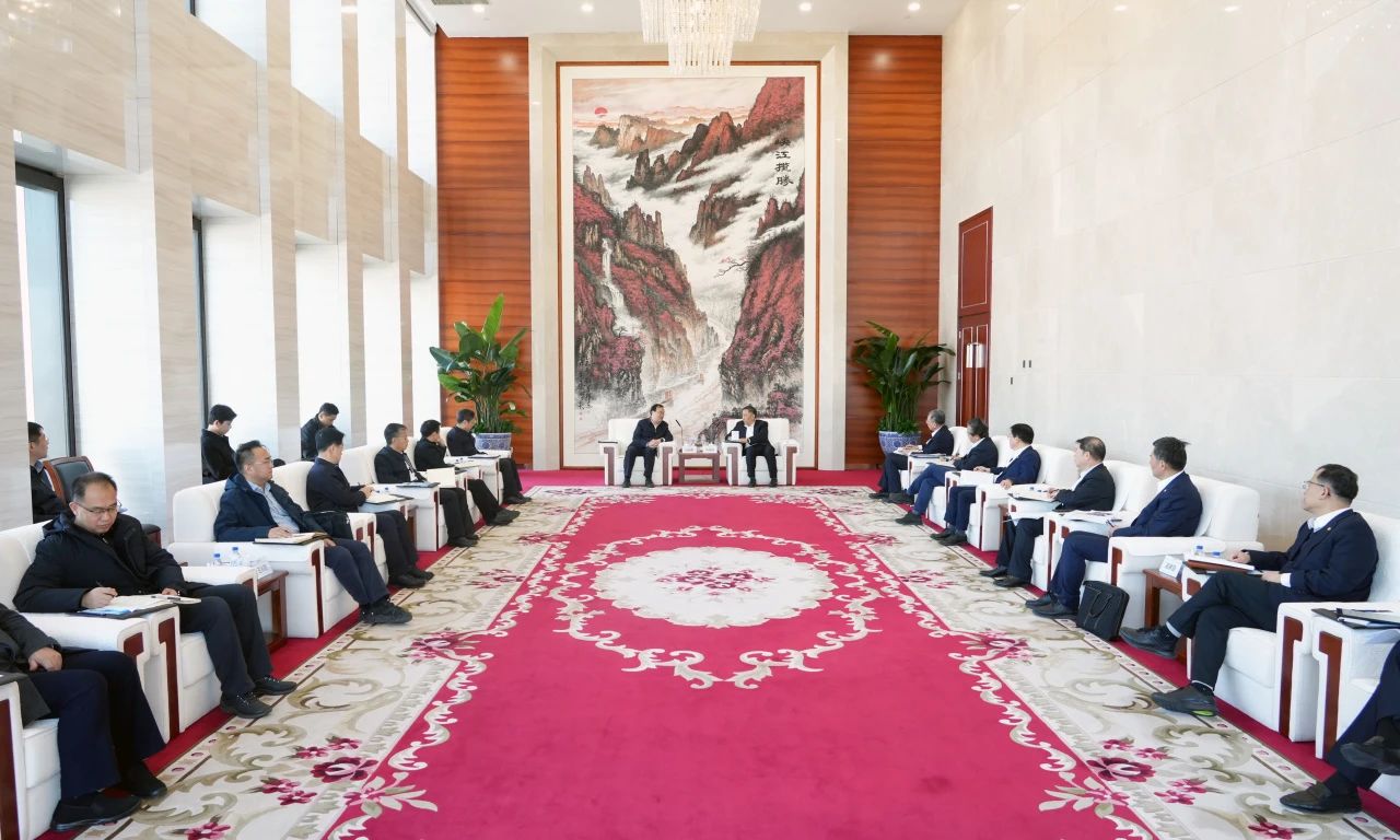 中國能建董事長宋海良、總經理倪真與中國南水北調集團董事長汪安南、總經理孫志禹會談