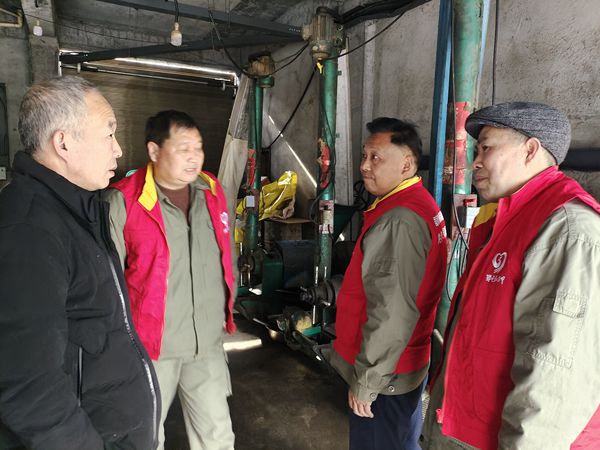 湖北竹溪供電公司嚴(yán)明從業(yè)紀(jì)，擦亮服務(wù)窗