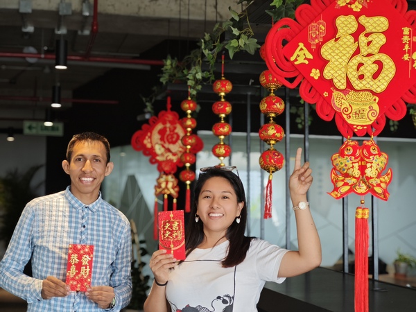 【新春走基層】濃濃年味暖人心，海外職工共迎春