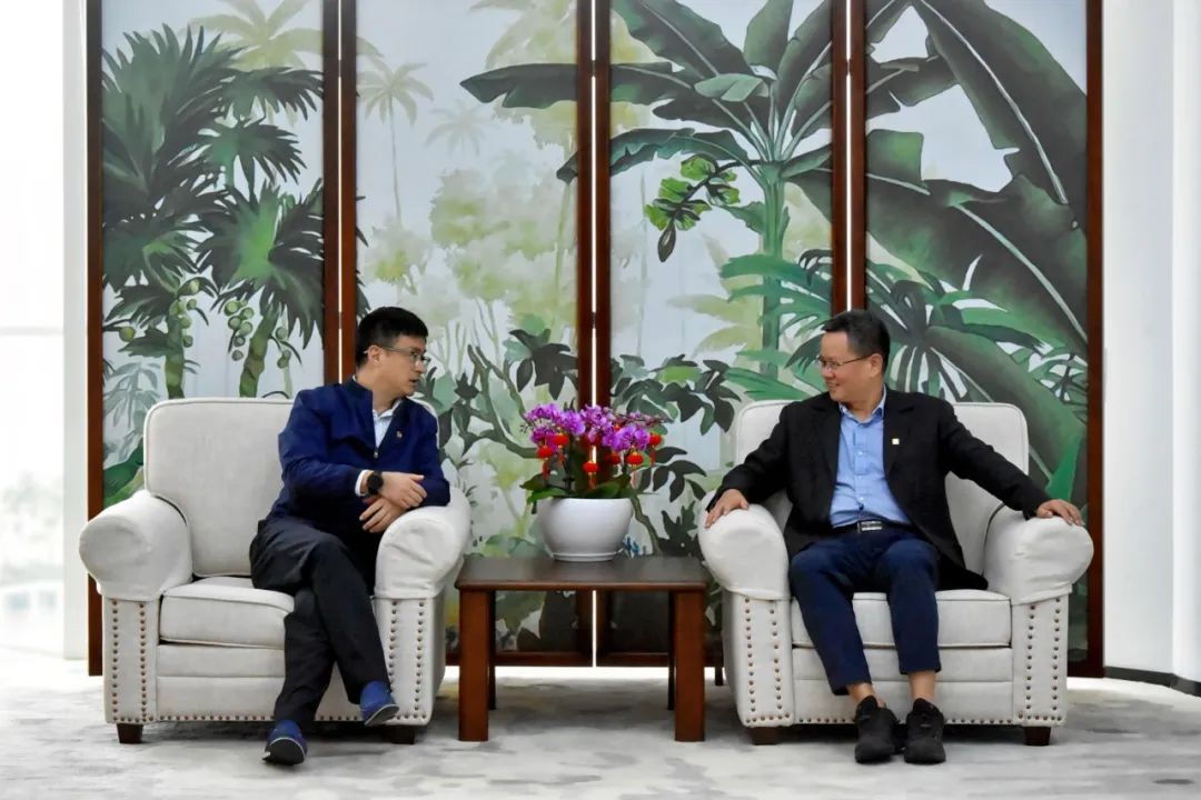 國(guó)電投海南公司黨委副書(shū)記、總經(jīng)理劉波濤拜訪大唐海南公司黨委書(shū)記、董事長(zhǎng)王俊啟