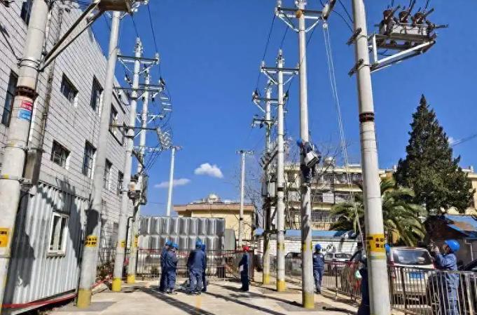 云南會澤供電局厲兵秣馬強技能 訓(xùn)考結(jié)合礪精