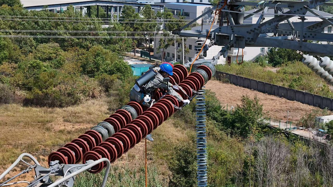 智賦荊楚電啟未來，國網(wǎng)湖北電力應(yīng)用人工智能賦能電網(wǎng)高質(zhì)量發(fā)展